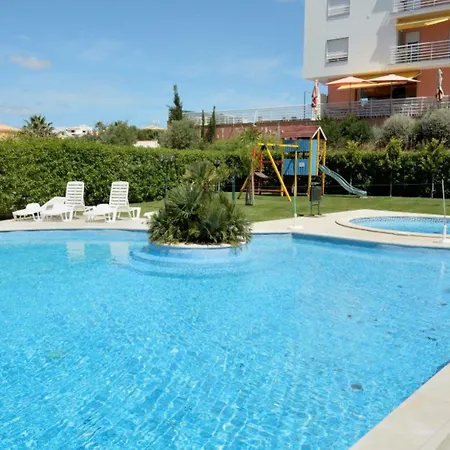 Akisol Armacao Pera Apartmán